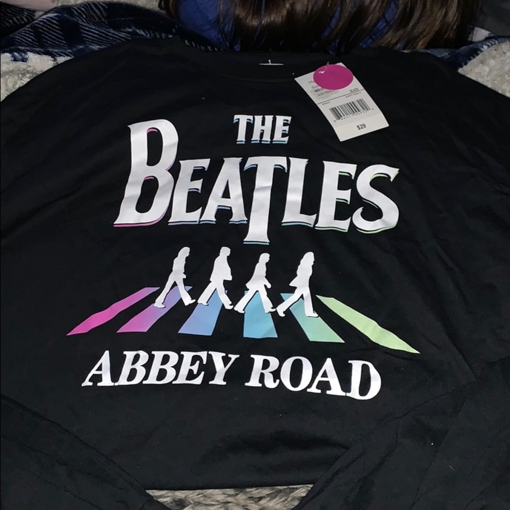 ❤️BEATLES CROP TOP❤️Size Med❤️New W/Tags❤️ - Picture 1 of 6